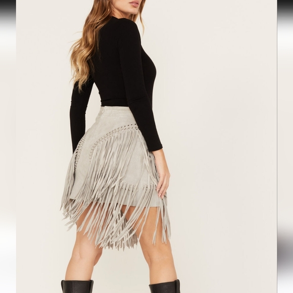 WONDERWEST SUEDE FRINGE MINI SKIRT - Picture 8 of 8